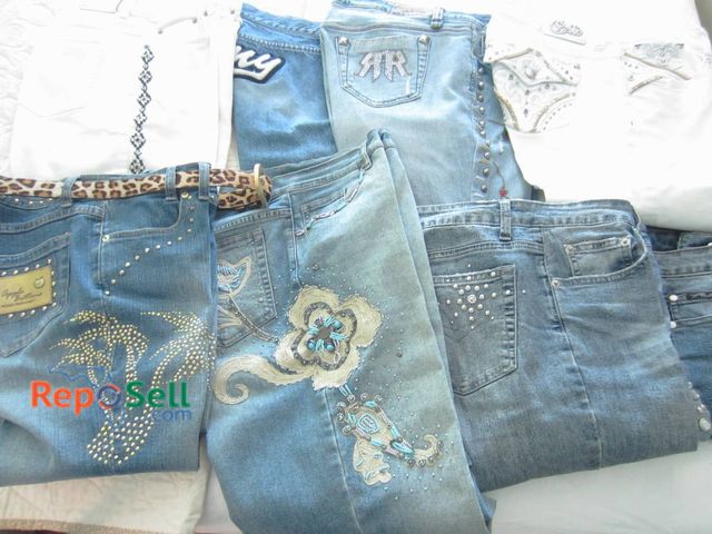 Lot 31-9098 - Eight Designer Jeans Featuring Ralph Lauren, Tommy Jeans, And More: Jeans In Various Sizes, Embellis...