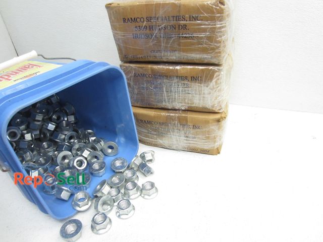 Lot 31-9546 - Approx (660) Flange Nuts 3/4"