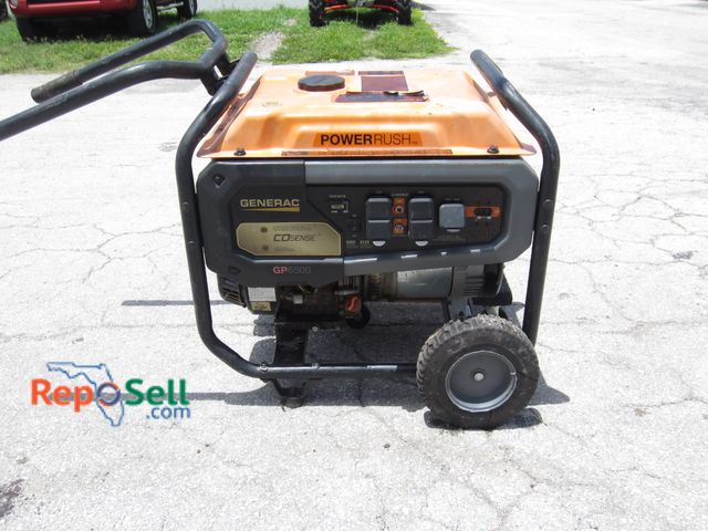 Lot 31-1190 - Generac Power Rush Generator 6500 Watt, Has (1) Broken Wheel - Has Compression