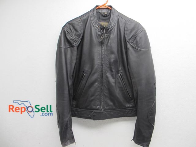 Lot 31-3080 - Ladies Vetter Leather Jacket Size Medium