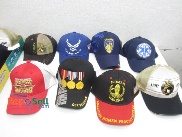 Lot 31-9330 - (12) New Military Hats