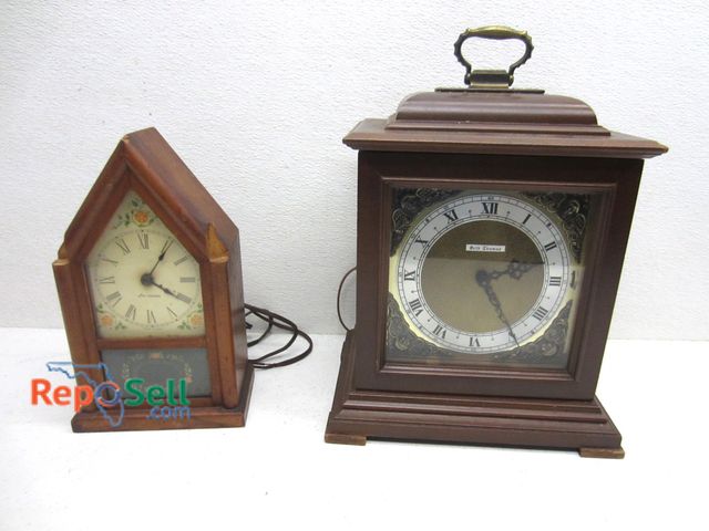 Lot 31-9162 - (2) Seth Thomas Mantle Clocks - Working