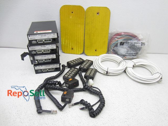 Lot 31-9420 - (4) Siren amplifiers with controllers, wiring, etc.