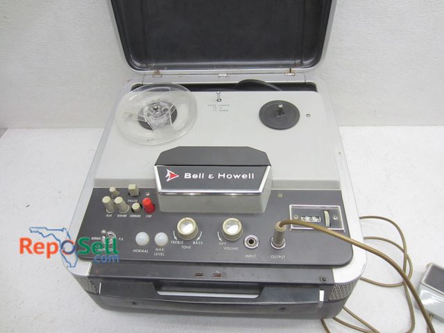 Lot 31-6085 - Bell And Howell Reel To Reel #775G - Did Not Power On