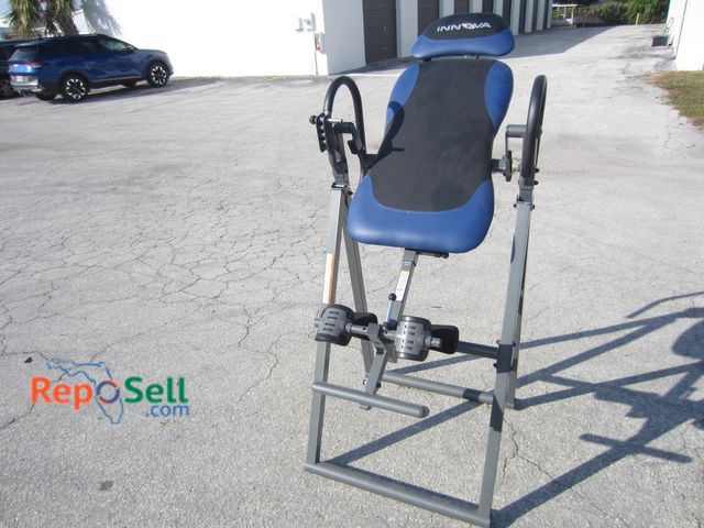 Lot 31-9427 - Innova Back Decompression Equipment