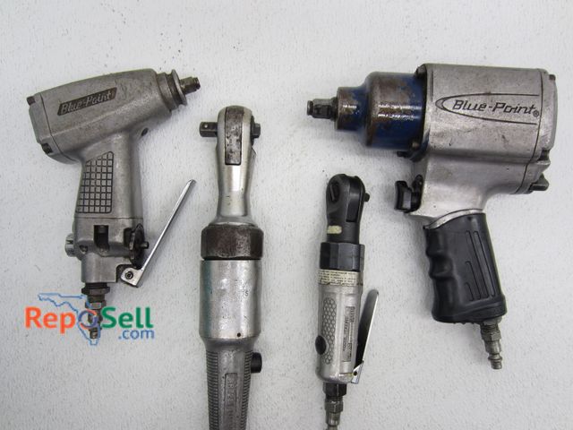 Lot 31-5471 - (4) Various Impact Wrenches: 2 - Blue Point, 1 - Snap-On, 1 - Matco