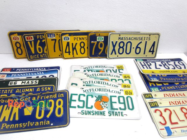 Lot 31-9448 - (20) License Plates, Some Vintage: '60s-Present