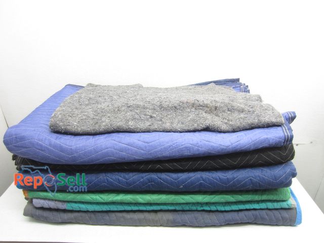 Lot 31-5099 - (7) Moving Blankets