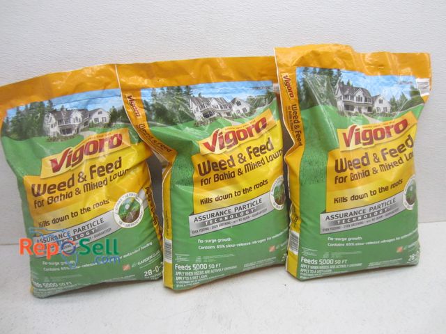 Lot 31-7141 - (3) Bags Vigoro Weed And Feed For Bahia And Mixed Lawns