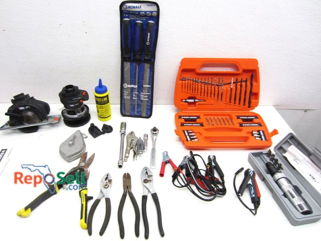 Lot 31-5096 - Tool Lot: Drill Bits, Impact Driver, Hand Tools, etc.