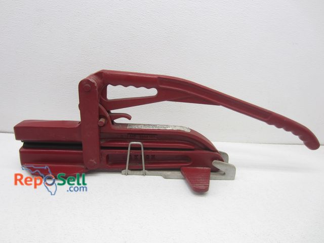 Lot 31-5553 - Akron Brass Hose Clamp - For Hoses 3" or Smaller