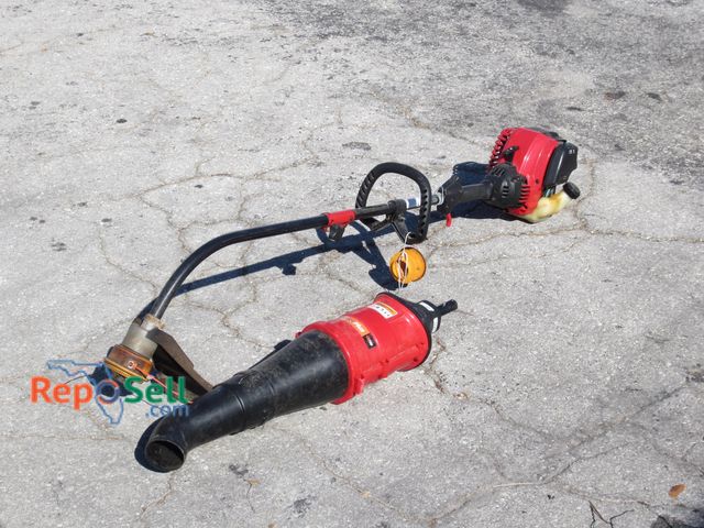 Lot 31-1278 - Husqvarna String Trimmer with Blower Head - Has Compression