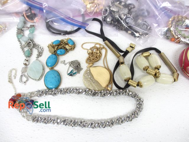 Lot 31-6022 - Large Lot of Costume Jewelry