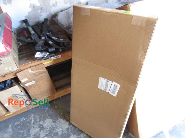 Lot 31-1089 - Windshield Clear Precision CC Model 048 And Up New In Box