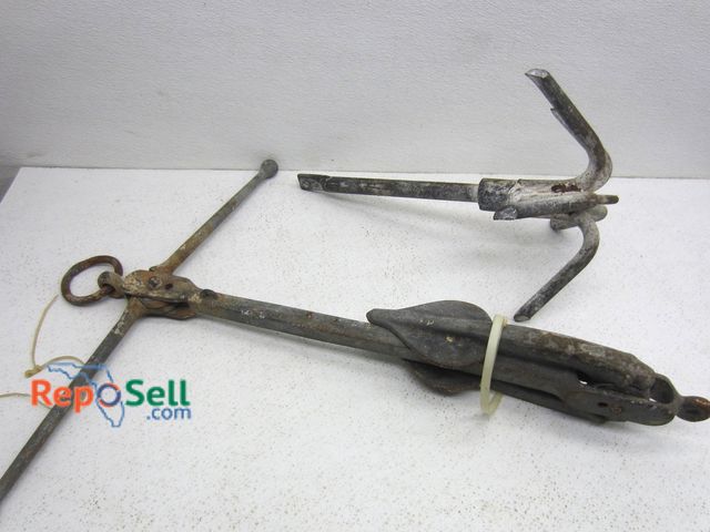 Lot 31-9286 - (2) Anchors