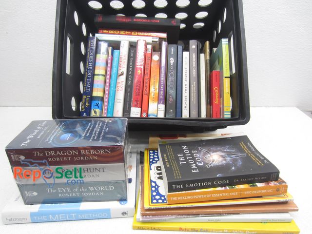 Lot 31-1160 - Lot of Books: Stranger Things, Robert Jordan Book Set, The Melt Method, etc.