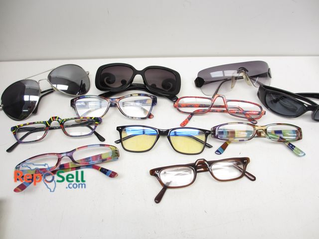 Lot 31-1517 - (7) Ladies Readers Various Strength and (3) Sunglasses