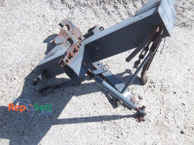 Lot 31-1012 - 3-point Hitch Quick attachment.