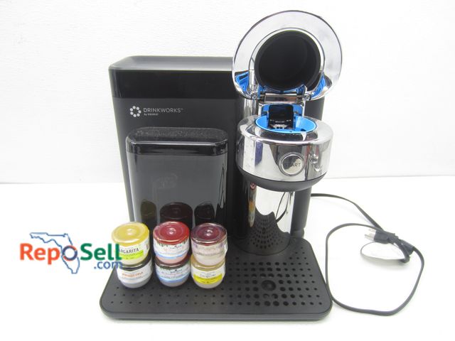 Lot 31-9193 - Keurig Drinkworks w/(6) Flavors - Powers On