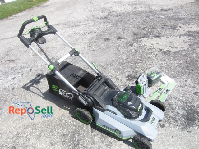 Lot 31-7087 - EGO Power 56V Self Propelled Lawn Mower #LM213SP w/Battery &amp; Charger, Grass Catcher &amp; NEW Ex...