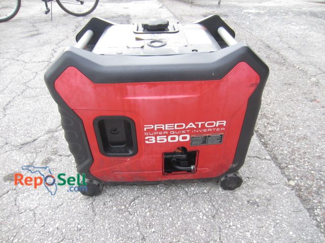Lot 31-6266 - Predator 3500 Watt Inverter Generator - Missing Pull Cord