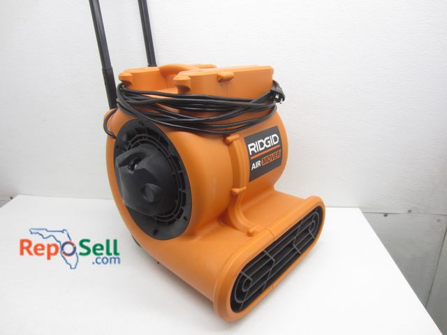 Lot 31-2038 - Ridgid Air Mover Powers On