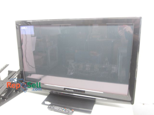 Lot 31-8521 - 42" Panasonic Plasma TV With Remote And Wall Mount - Power On