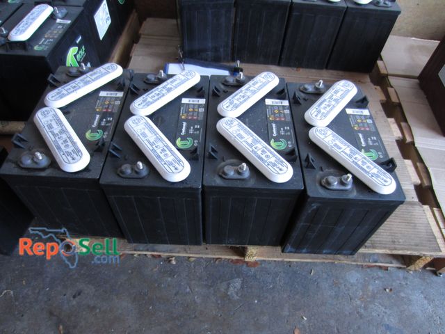 Lot 31-1178 - (4) New Continental 12V Batteries