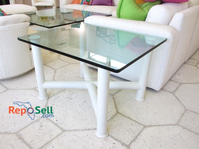 Lot 31-1066 - Tempered Glass w/Metal Base End Table, 36x30x23"H, Glass: 3/4" Thick - Buyer Must Remove/See Picture...