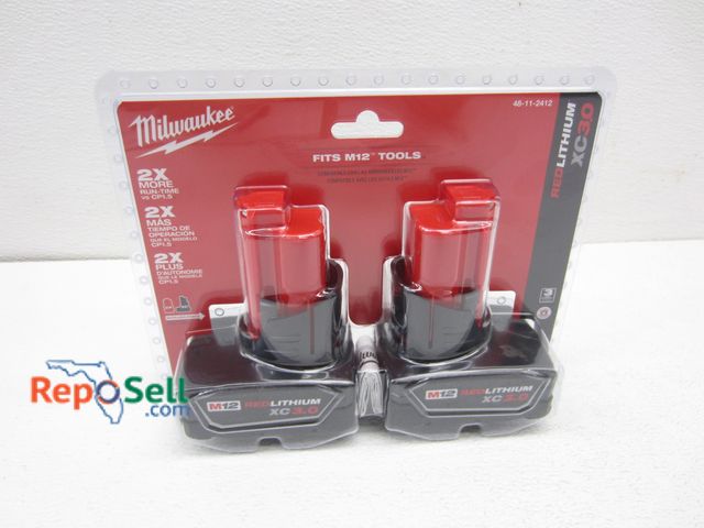 Lot 31-3138 - (2) New Milwaukee M-12 XC3.0 Batteries #48-11-2412