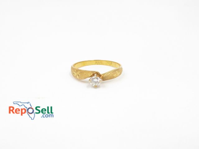 Lot 31-7015 - 14K Yellow Gold Diamond Ring, 0.15ct, Size 6.75, 2.0g total