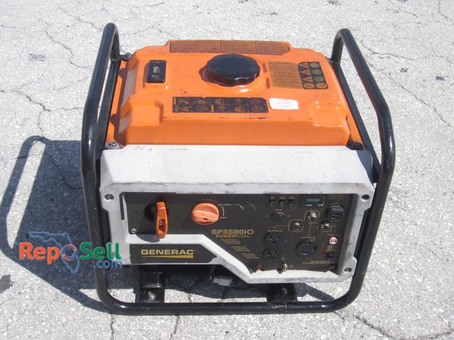 Lot 31-6099 - Generac GP3500 gas generator - has compression