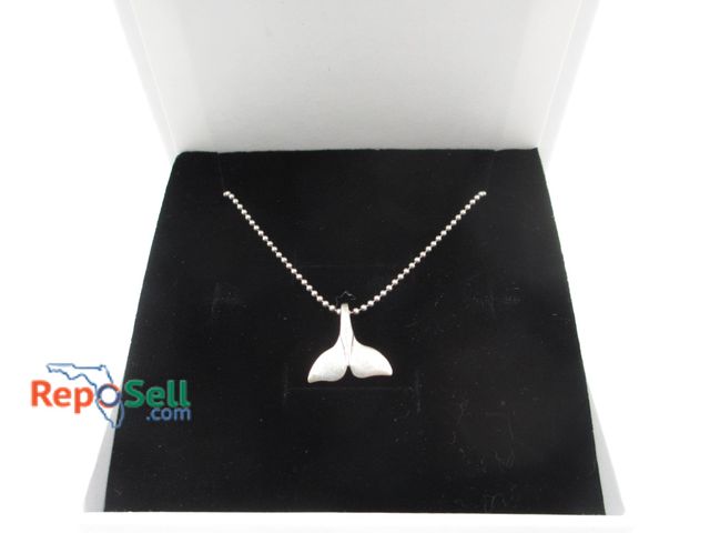 Lot 31-8008 - .925 Silver Fish Tale 17" Necklace - 4.0 g total