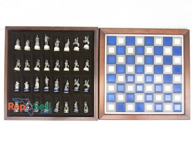 Lot 31-6213 - Franklin Mint 1983 Civil War Pewter Chess Set w/Wood Case