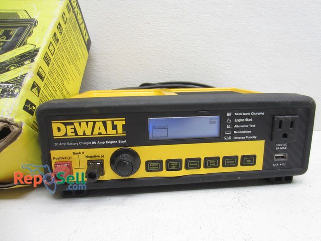 Lot 31-9269 - DeWalt DXAEC80 80A Battery Charger And Maintainer - Power On