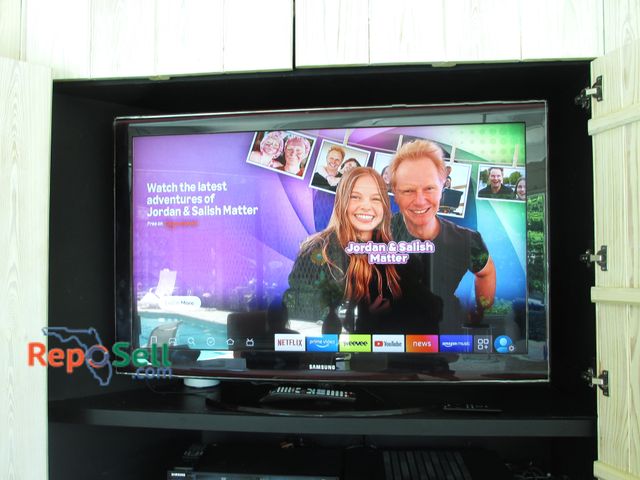 Lot 31-1009 - 46" Samsung LCD TV on Stand w/Amazon Firestick &amp; Remote - Powers On