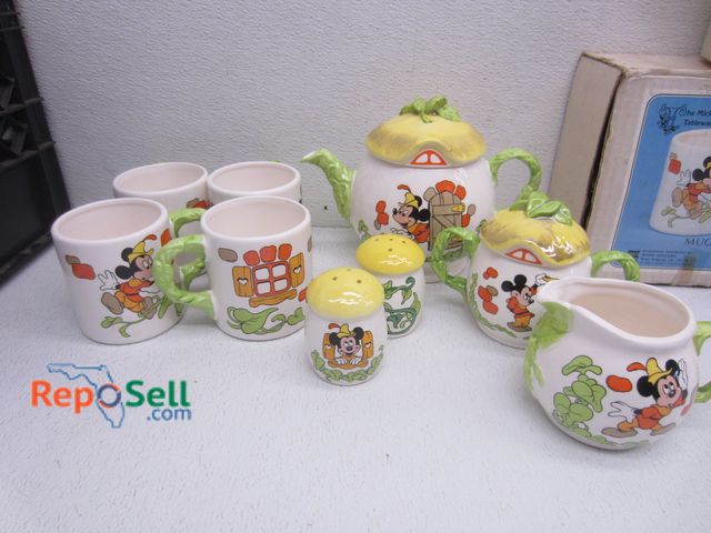 Lot 31-8193 - (11) Piece Disney "Mickey &amp; The Beanstalk" Tea Set w/Original Boxes