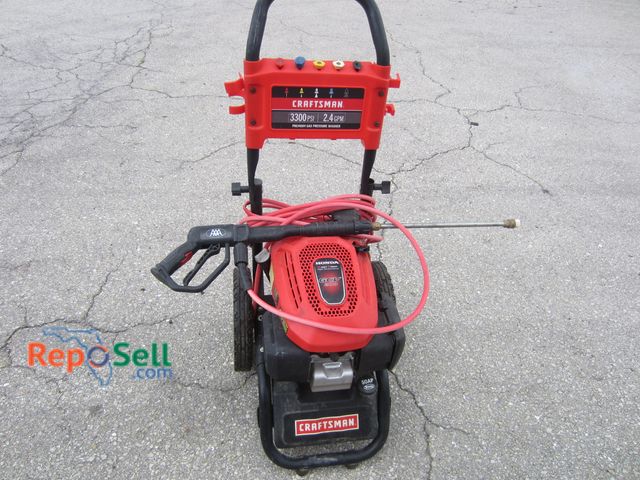 Lot 31-2353 - Craftsman 2.4 GPM, 3300 PSI Premium Gas Pressure Washer With Hose And Wand - Has Compression