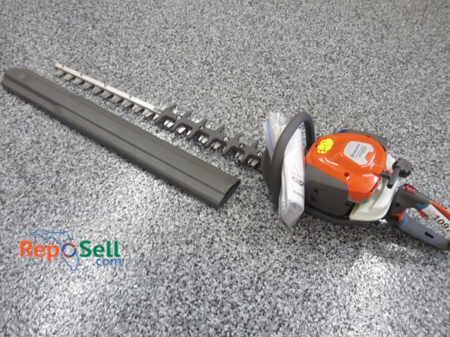 Lot 31-1097 - Husqvarna New Pro double-sided hedge trimmer 522HDR75S