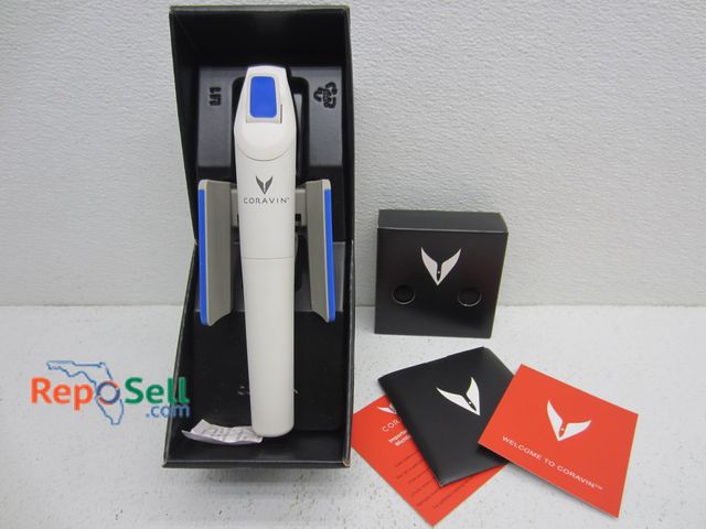 Lot 31-6243 - Coravin Wine Saver with (2) Argon Capsules