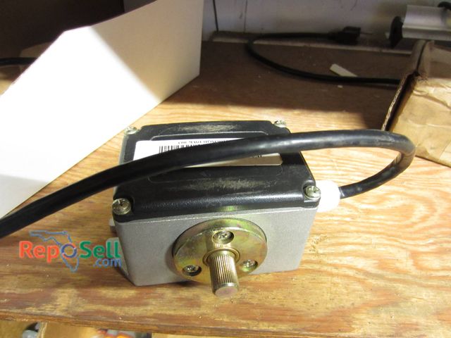 Lot 31-1044 - Star Car 2AC000 Accelerator Throttle Box