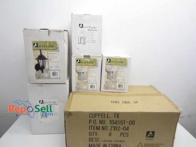 Lot 31-3527 - (12) Accolade Light Fixtures