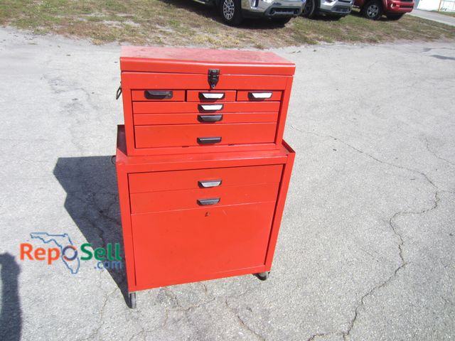 Lot 31-9437 - Rolling 8-Drawer Tool Box With Upper, Lower And Tools 26.5"x42"x13"