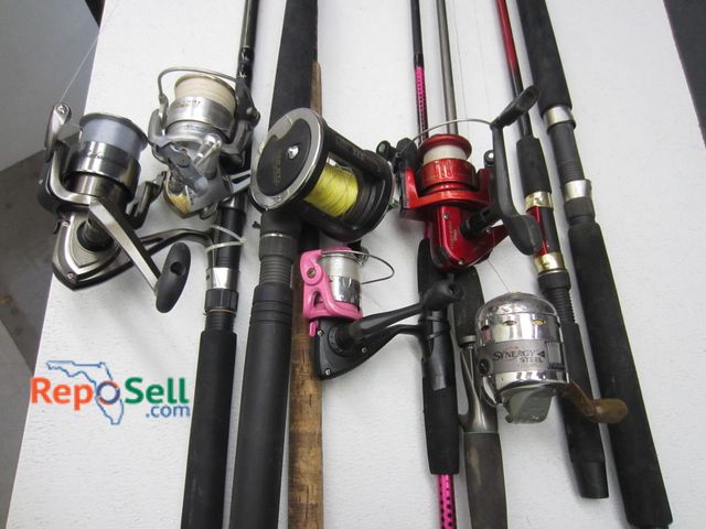 Lot 31-6343 - (7) Rods And (6) Reels: Penn, (3) Shakespeare etc