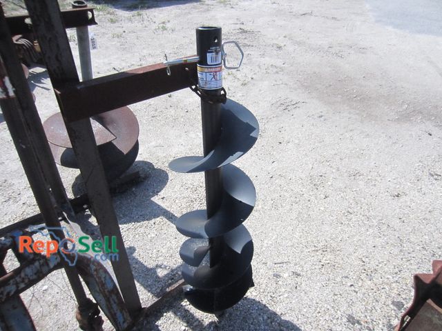 Lot 31-1018 - County line heavy-duty auger, 4 ft tall