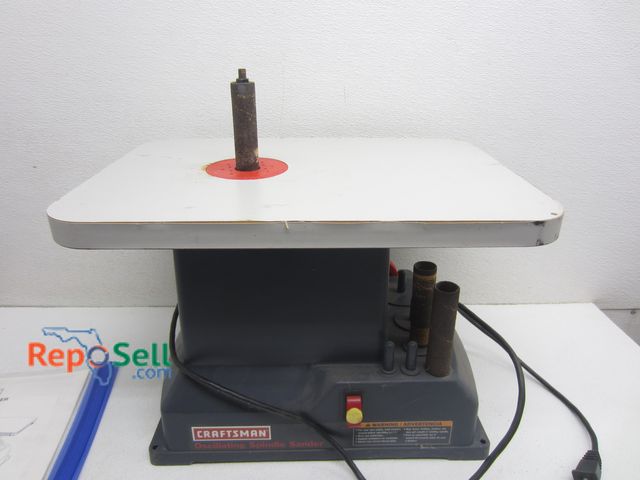 Lot 31-1356 - Craftsman Oscillating Spindle Sander #315.215700, 110-120V - Power On