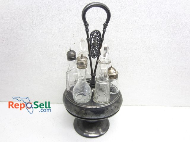 Lot 31-9520 - Vintage Victorian Style Of (6) Cut Glass And Castor Set