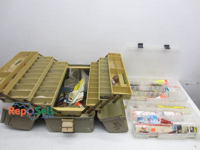 Lot 31-8351 - (3) Tackle Boxes w/Tackle