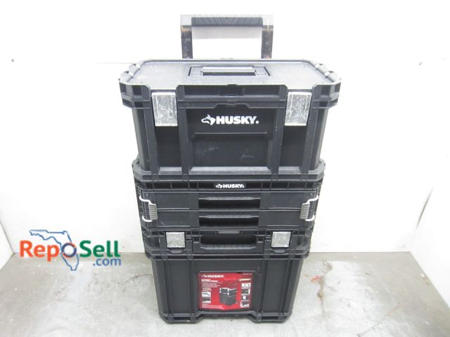 Lot 31-9480 - Husky Connect rolling toolbox with 4 compartments