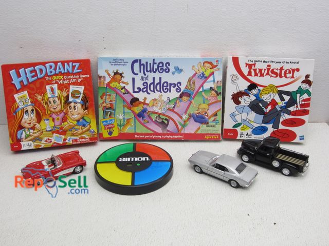 Lot 31-6287 - Lot of Children's Toys &amp; Games